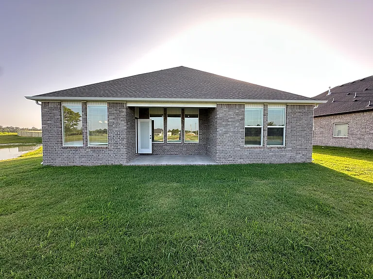 1051 Thornwood Pl — Photo 12