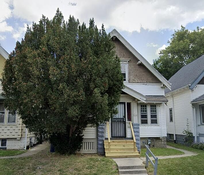 1st image of 3732 N 25th STREET