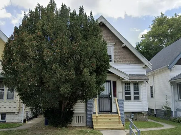 3732 N 25th STREET, Milwaukee, WI 53206