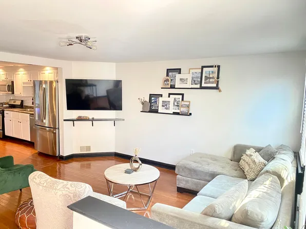 818 Suismon St, Pittsburgh, PA 15212