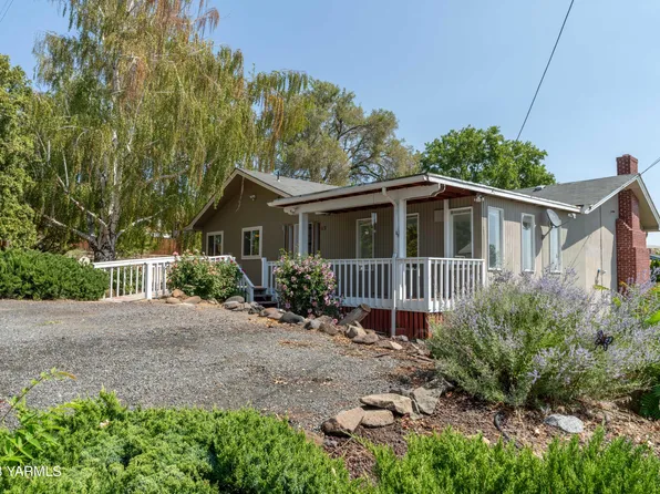 115 N Canyon Rd, Yakima, WA 98901