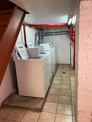 Rented by Lindemar LLC | media 44