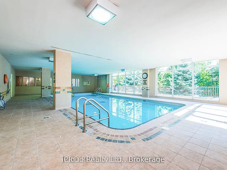 156 Enfield Pl #302 — Photo 36