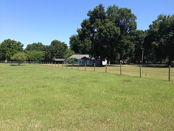 2nd image of 10461 SE 106th Ct