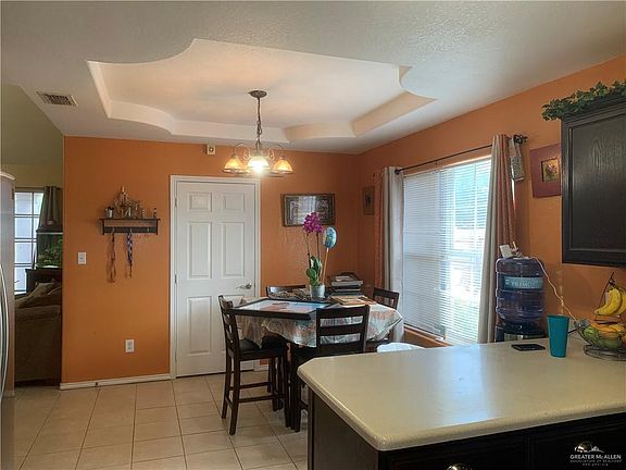 4th image of 611 Baily Dr