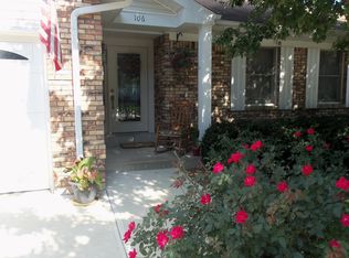 106 Baskett Dr, Elsberry, MO 63343