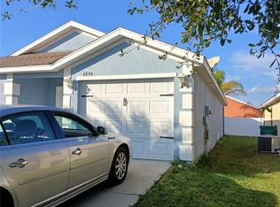 4896 NE 123rd Ln, Oxford, FL 34484