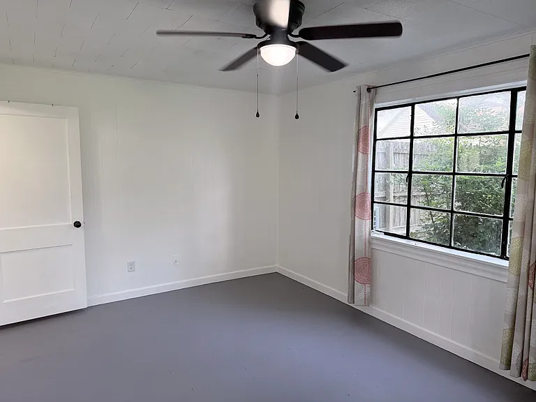 1111 Alvin Ave — Photo 13