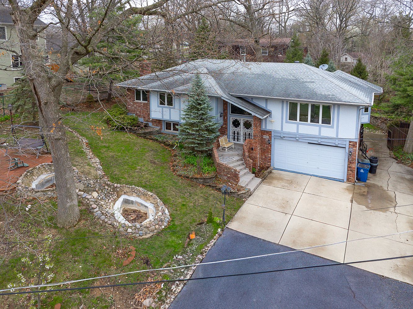 8360 W 100th Pl, Palos Hills, IL 60465 | MLS #12347983 | Zillow