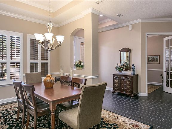 4th image of 136 Codo Ct