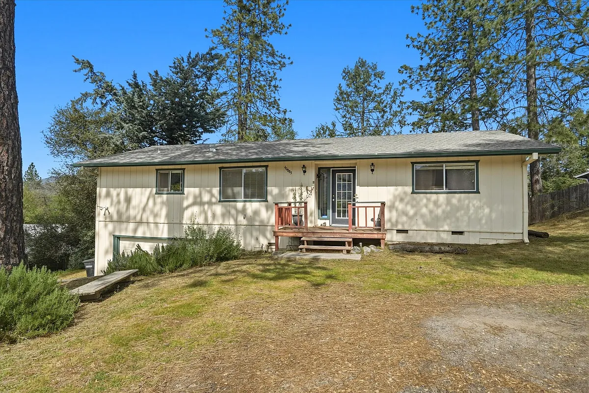 Building Photo - 40883 Goldside Dr