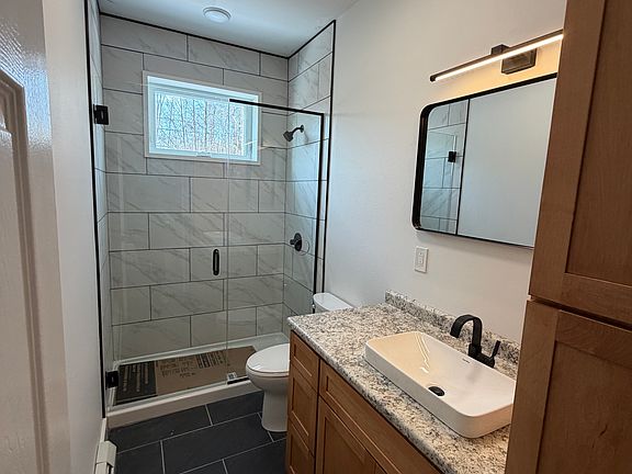 4th image of 516 Marsh Rd #2