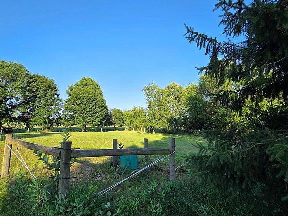 4th image of 119 Gemstone Farm Ln