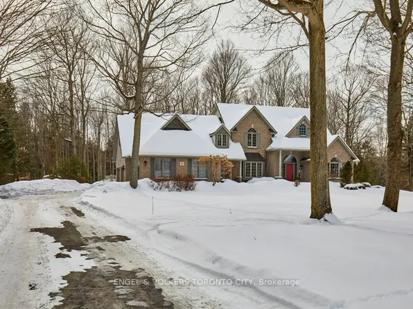 27 Timberlane Ct, Clarington, ON L1E 2H1