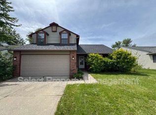 8422 Lionsgate Run, Fort Wayne, IN 46835