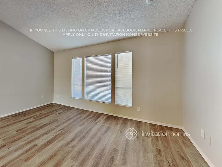 4507 W Gardenia Ave — Photo 4