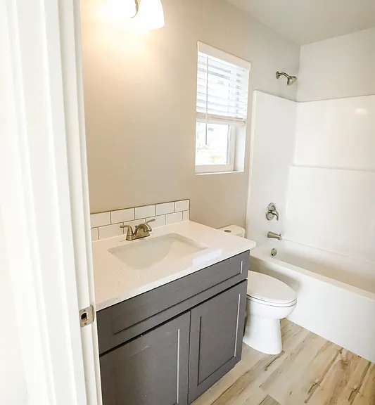 3003 E 36th Ave #1 — Photo 12