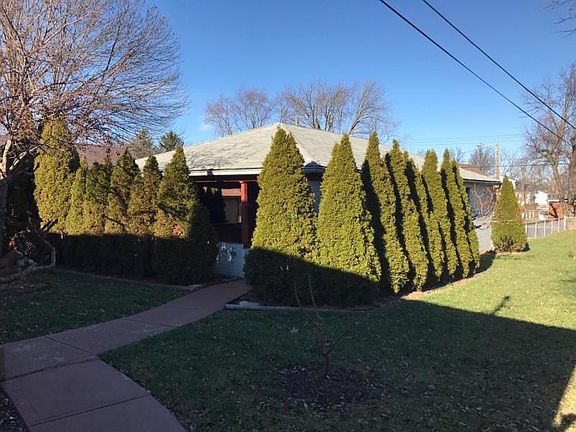 5th image of 3588 W Park St