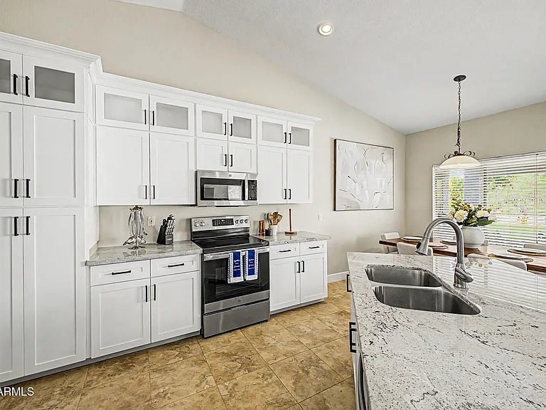 10202 E Juanita Ave — Photo 14