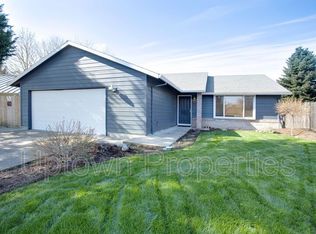 917 NE Naomi Ct, Hillsboro, OR