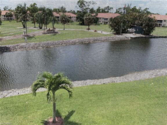 4th image of 200 Forest Lakes Blvd APT 302