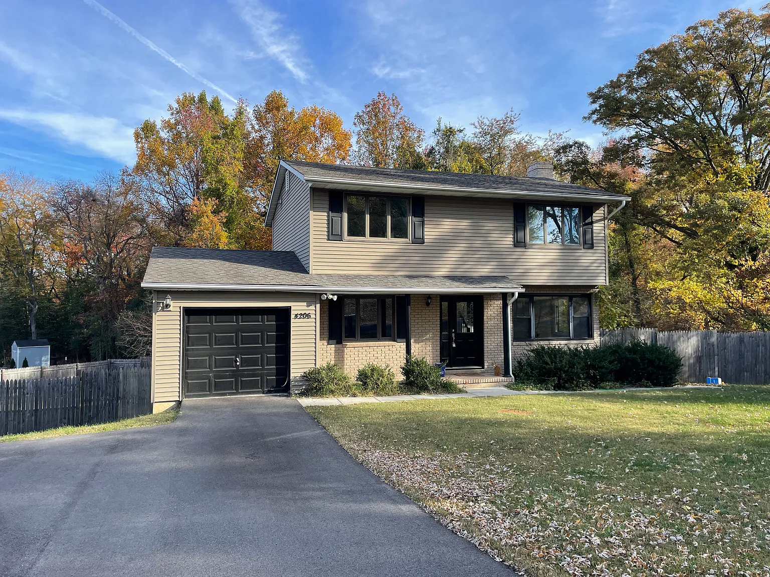 4206 Forsythia Ln photo 1