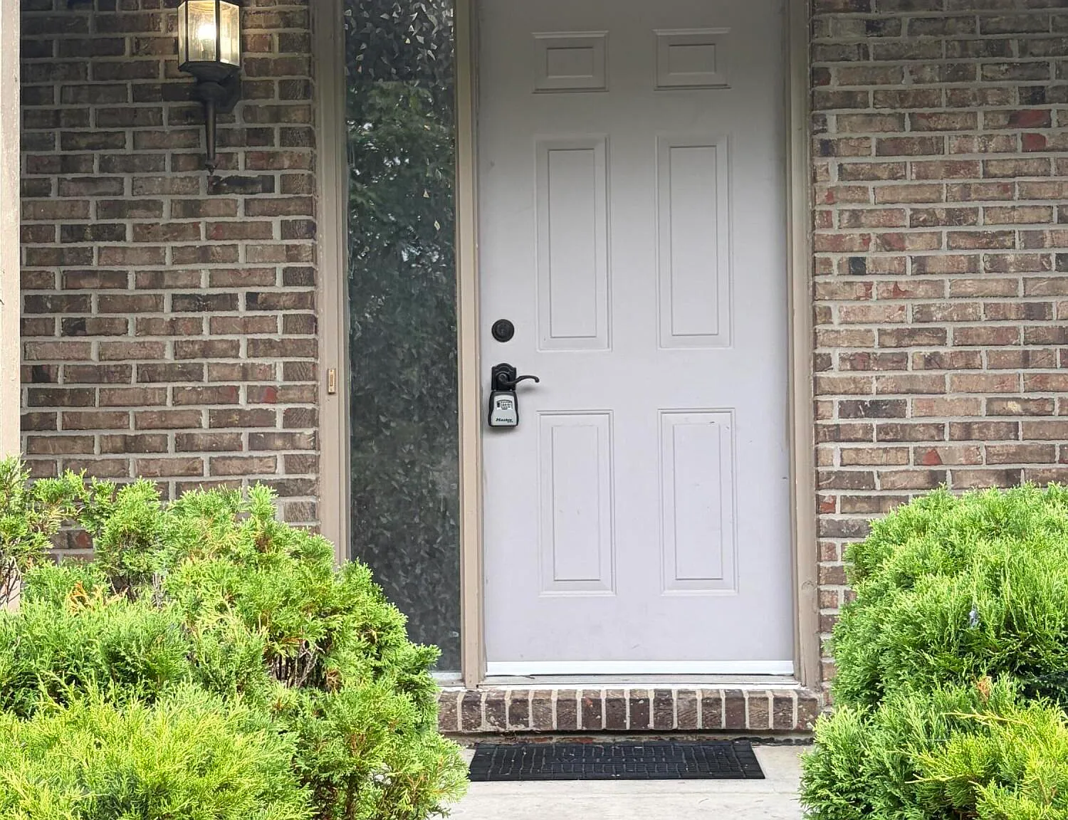 4 bed, 2.5 bath, 1868 sqft, $3,000 — Photo 3