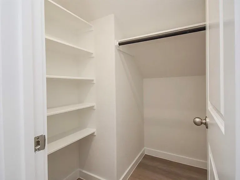 17231 Walden Lake Ln — Photo 12