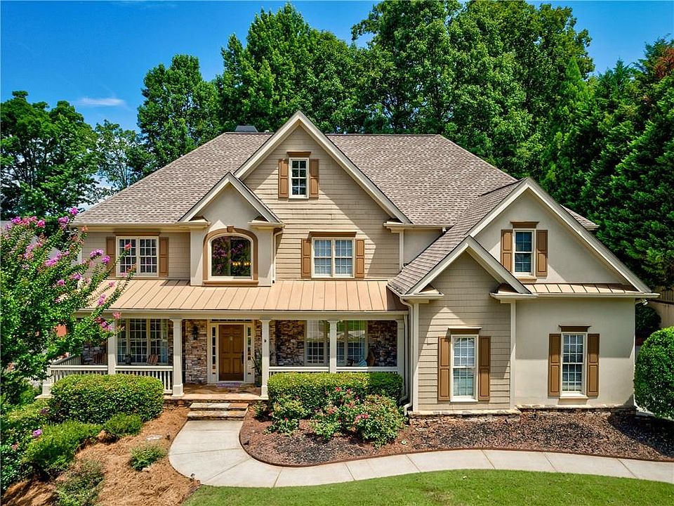 2nd image of 4310 Woodward Way