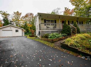 396 Lakeview Ave, Middle Sackville, NS B4E3B6