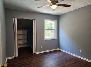 3443 Cobbs Ferry Dr, Decatur, GA 30032