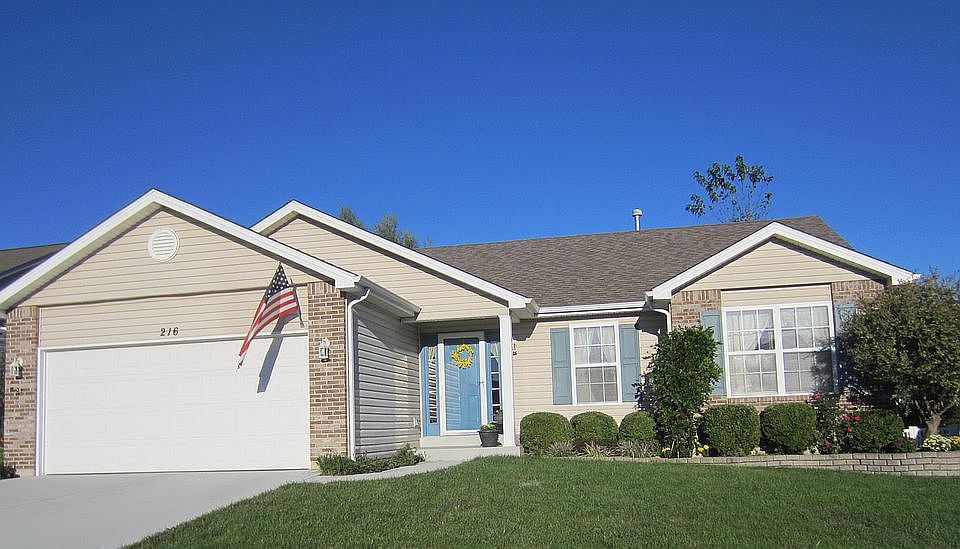 2nd image of 2920 Apache Dr