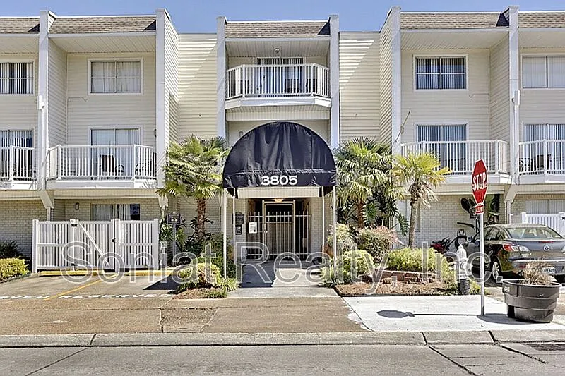 3805 Houma Blvd #A208