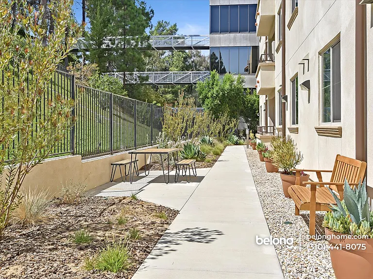 627 Deep Valley Dr #P607 — Photo 29
