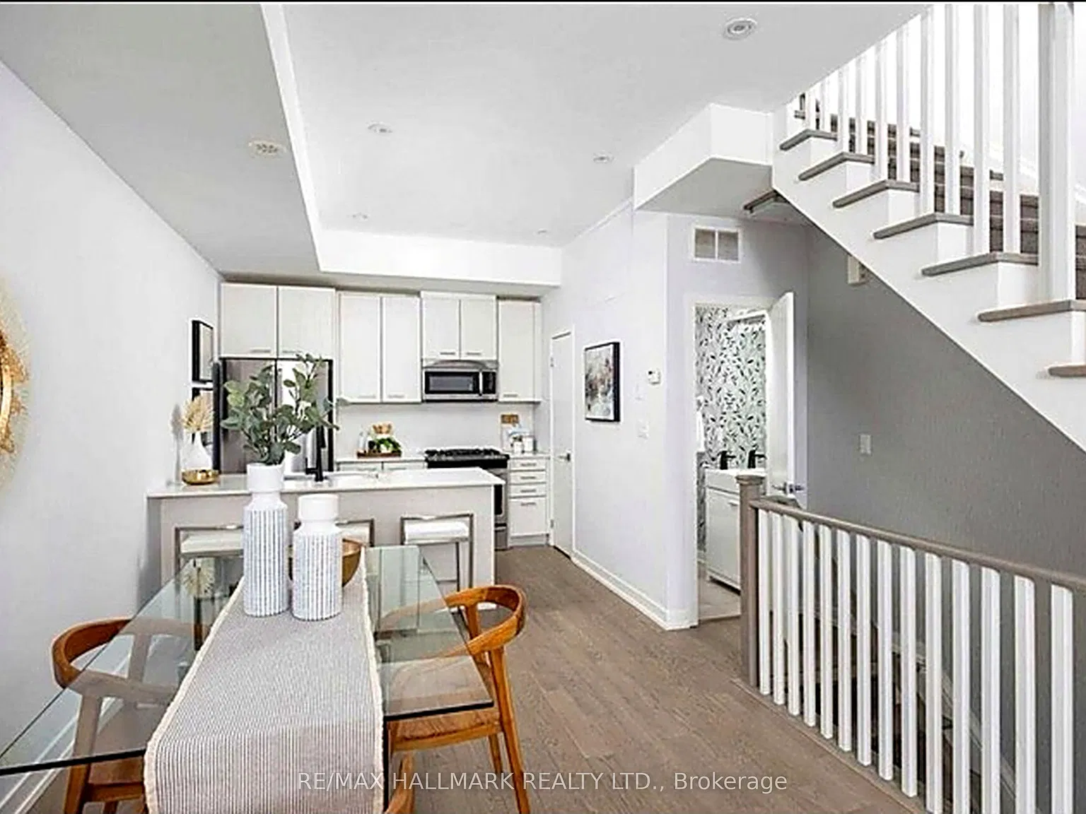 2 bed, $3,300 — Photo 3