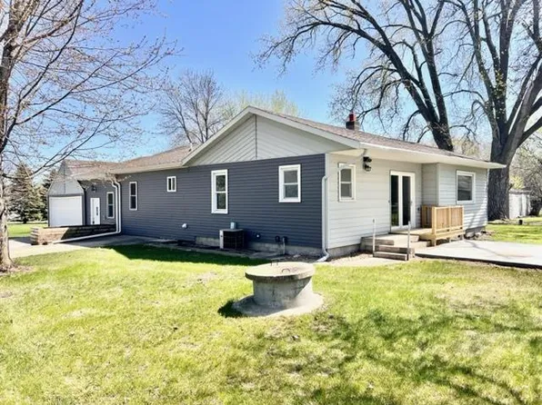 513 Dewey St, Seaforth, MN 56287
