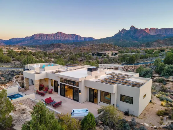 3000 Navajo Way, Springdale, UT 84767