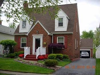 1st image of 83 Linwood Ave