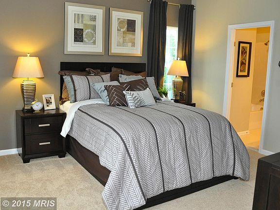 4th image of 7711 Duncannon Ln