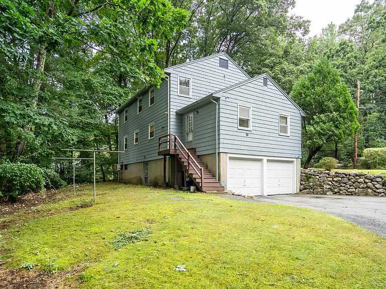 32 Dewey Rd — Photo 32