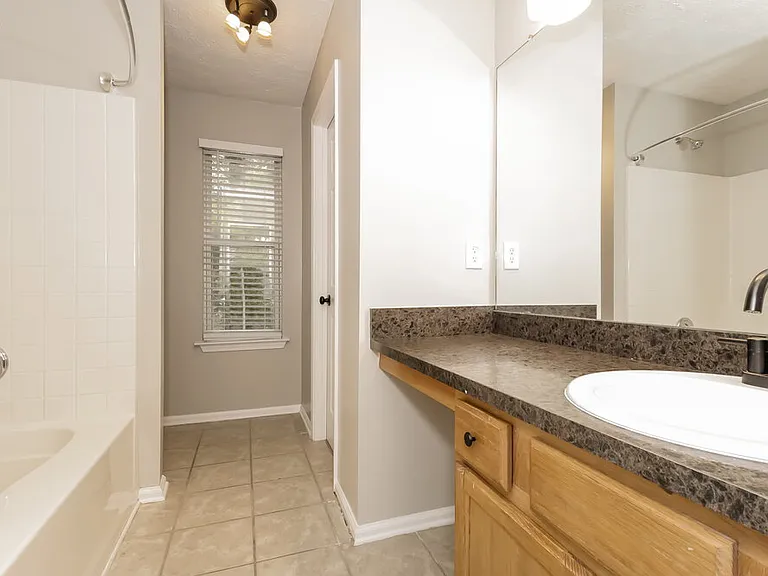 2910 Water Lily Ct — Photo 11
