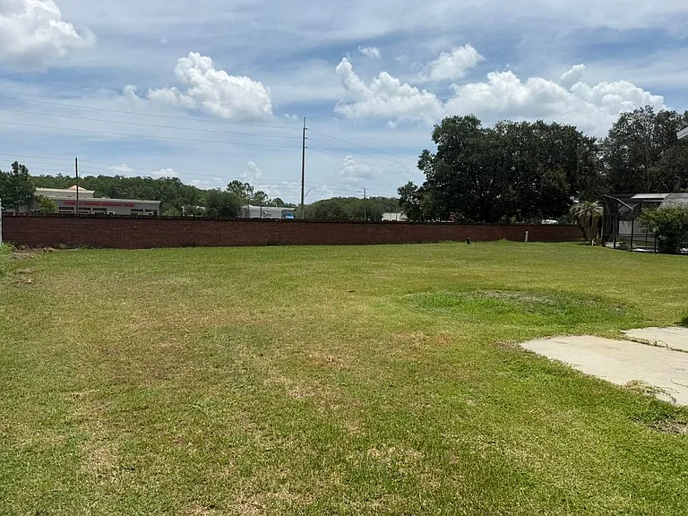 2560 Sage Dr — Photo 4
