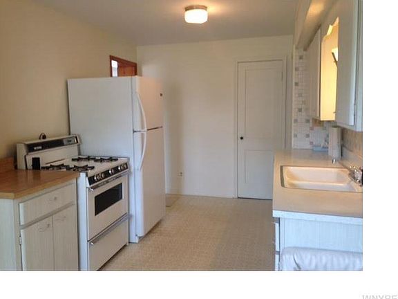 5th image of 376 Mang Ave