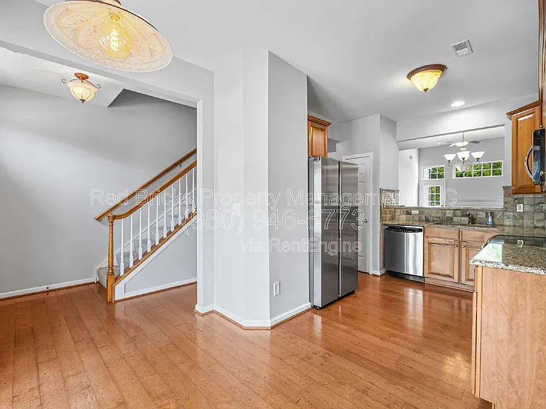 9425 Shumacher Ave NW — Photo 11