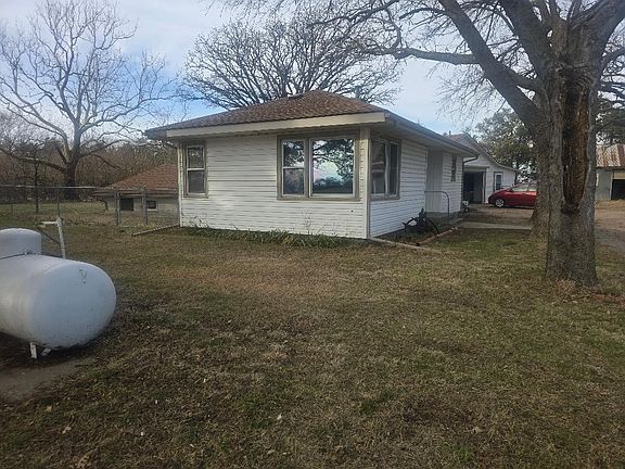 2nd image of 7910 W 109th St N