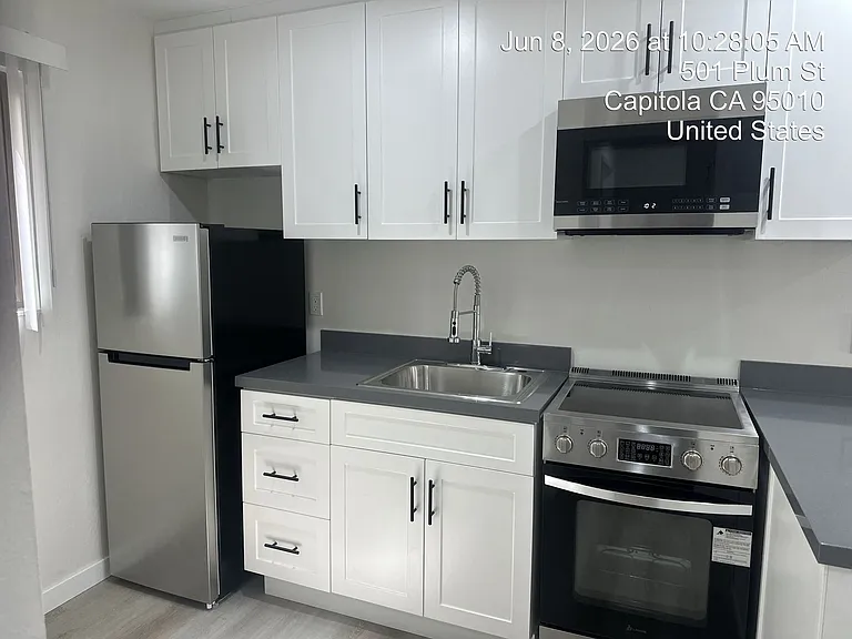 Plum Street Garden Apartments 501 Plum St Capitola, CA 95010 — Photo 30