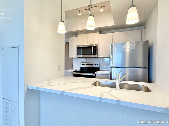 2nd image of 2839 Jane St #1113