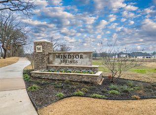 1021 Willow Dr, Little Elm, TX 75068