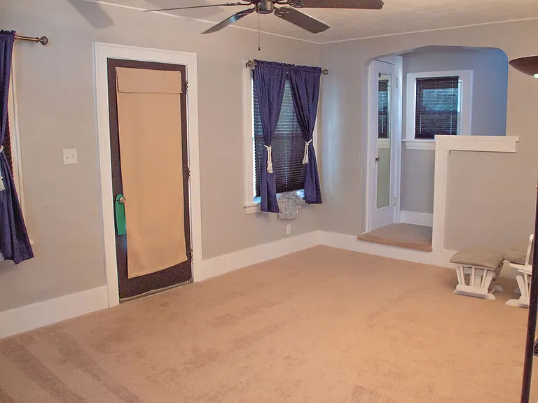 1212 Tulip St — Photo 2