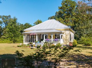 1560 Register Sutton Road, Rose Hill, NC 28458